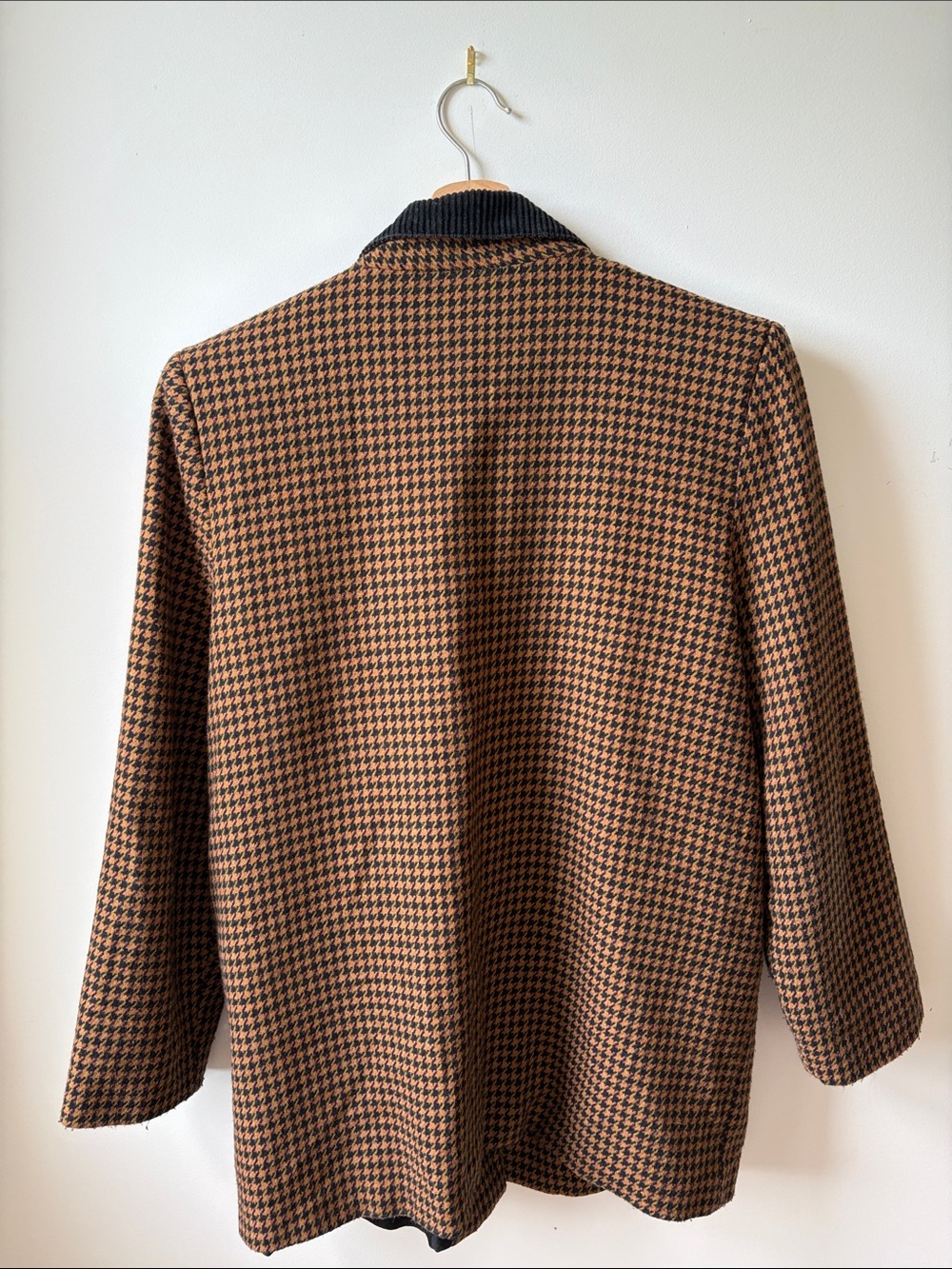 Vintage blazer in Houndstooth Brown with corduroy Collar - Picture 4 of 8